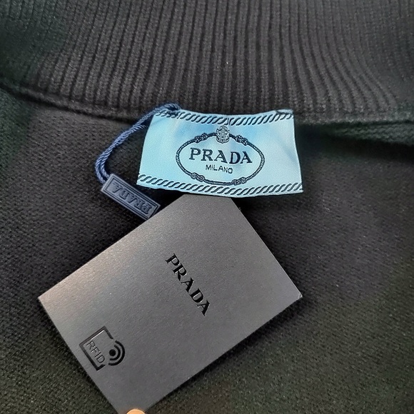 Prada Logo Intarsia-Knit Zip-Up Cardigan - Picture 7 of 7